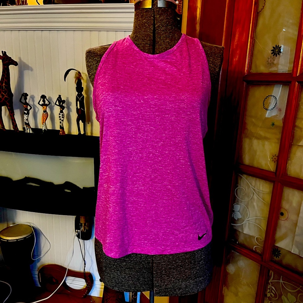 Nike sleeveless tank size large
